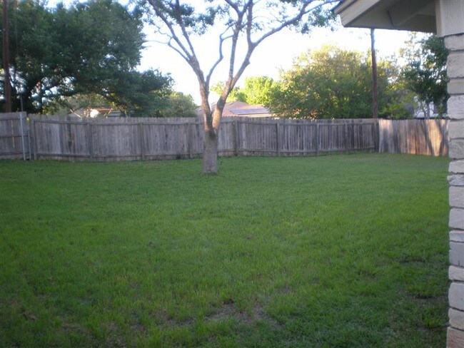 Foto del edificio - 1602 Middleway Rd