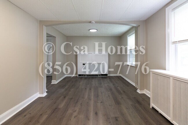 Foto del edificio - Newly Renovated 3 Bed, 1.5 Bath in Fairview!