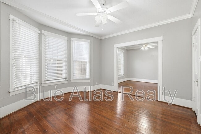 Foto del edificio - 4822 Worth St