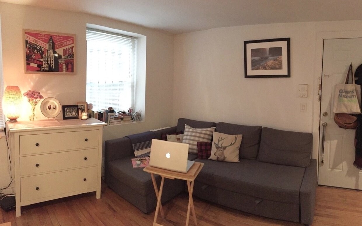 Foto principal - 110 Lafayette Ave