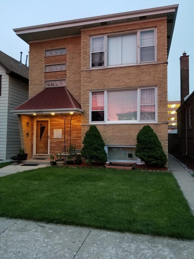 Building Photo - 5415 S Latrobe Ave