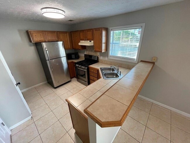Building Photo - 3251 Avensong Village Cir