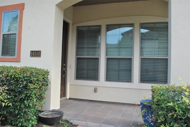 Building Photo - 14514 San Pietro Dr