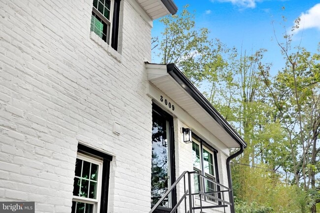 Foto del edificio - 3009 S Hill St