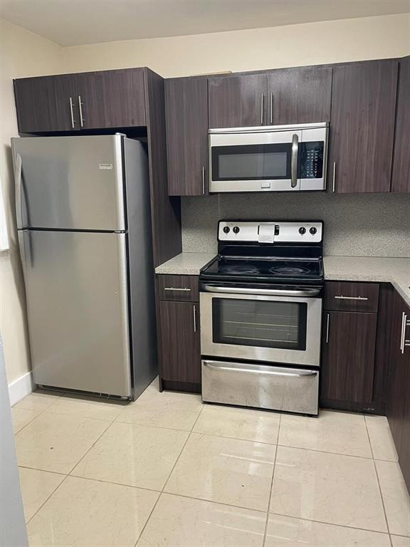 Foto del edificio - 5120 SW 40th Ave
