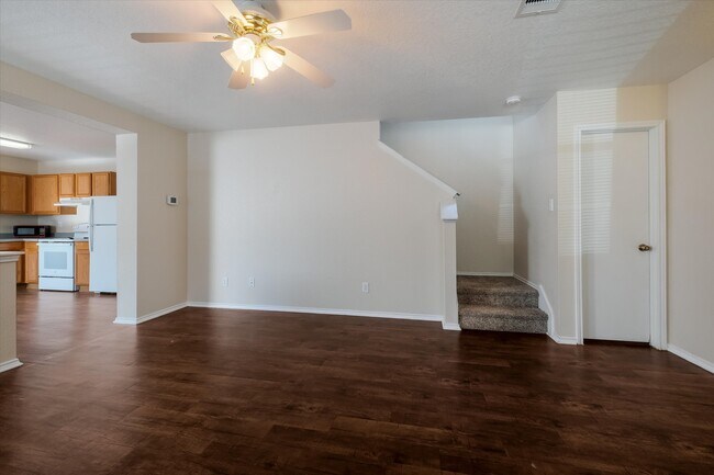 Building Photo - 102 Kenrock Ridge