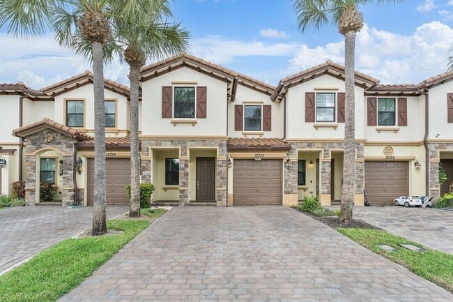 Photo - 12756 Anthorne Ln Townhome