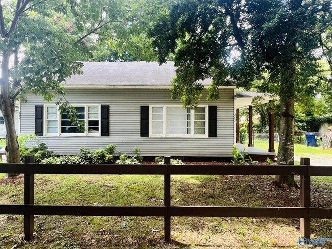 Building Photo - 3214 Clopton St SW
