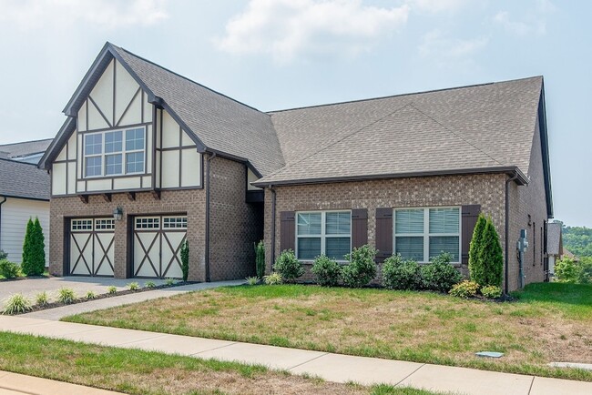 Building Photo - 730 Canter Ln