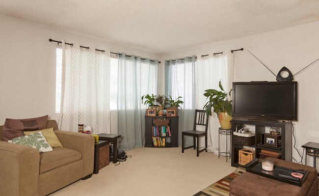 Interior - Admiral Flats