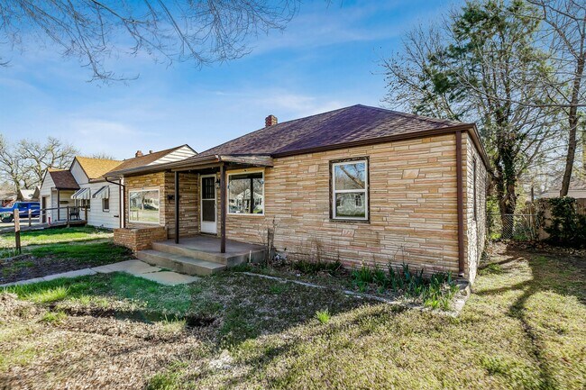 Foto del edificio - 238 S Mt Carmel St