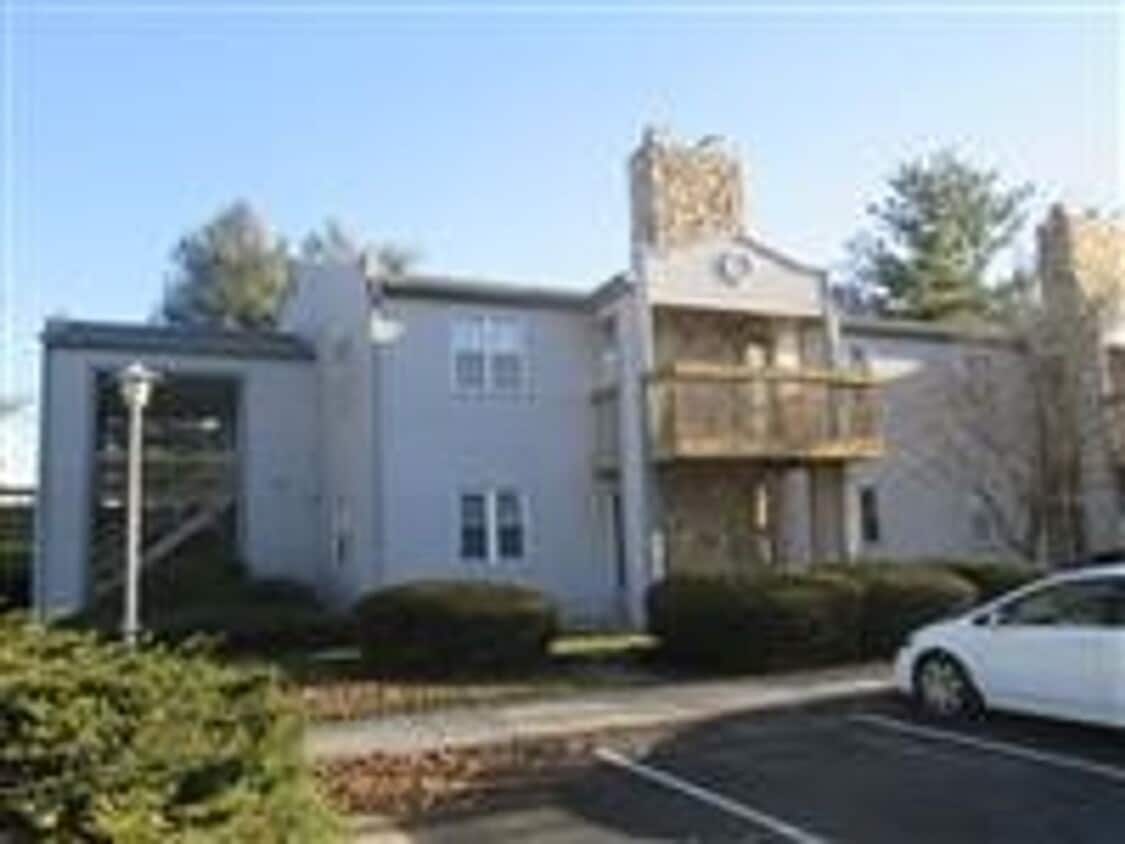 2 Bedroom 2 Bath Condo - 2 Bedroom 2 Bath Condo