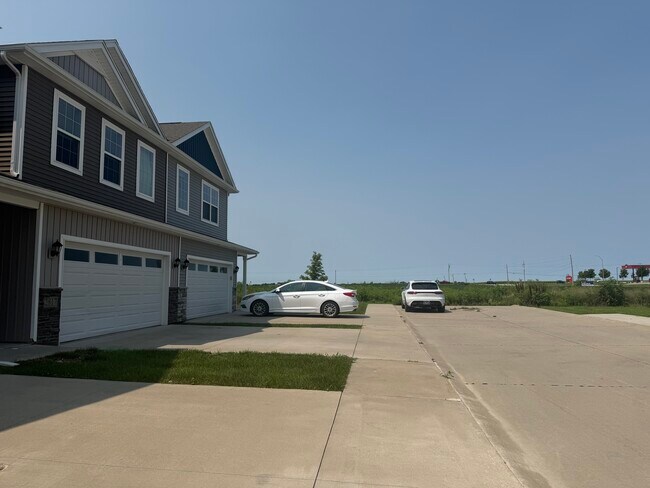Foto del edificio - 2817 NW 35th Ln