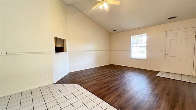 Foto del edificio - 10 Brookhaven Ct