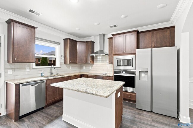 Foto del edificio - 4228 Textile Ln