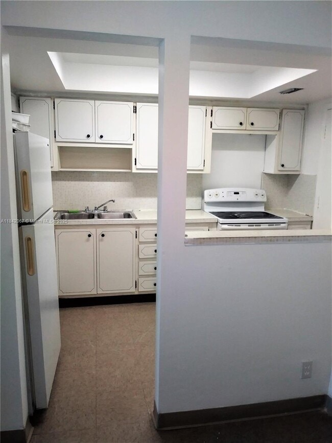 Foto del edificio - 2 bedroom in North Miami Beach FL 33165