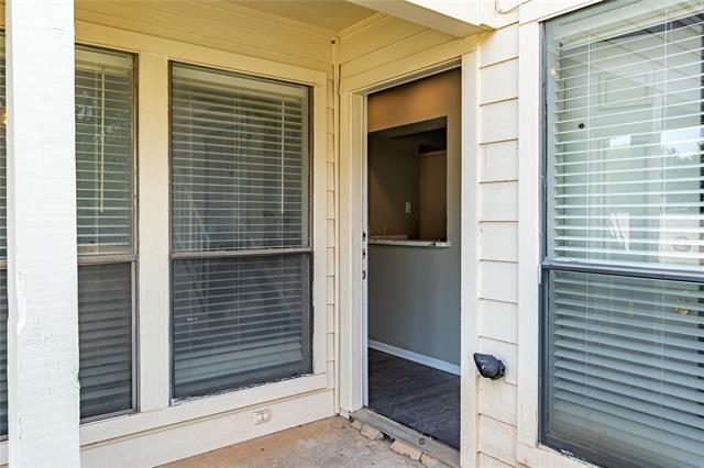 Building Photo - 800 Treadwell Ct