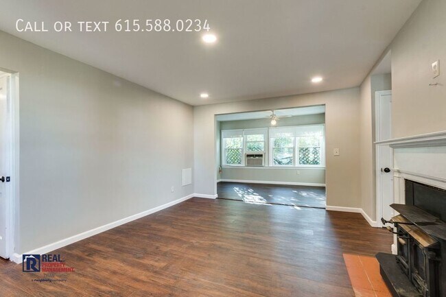 Building Photo - NEW PRICE! Newly Remodeled 4BR/3BA in the ...