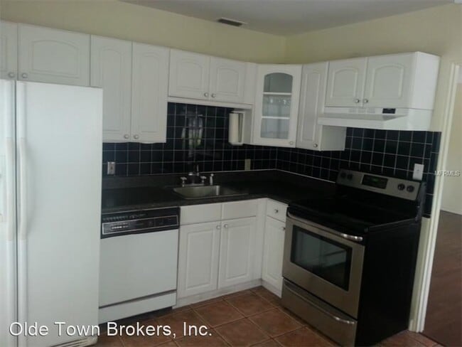 Building Photo - 2 br, 1 bath House - 1226 Greenwood Street