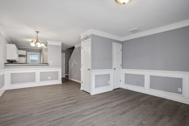 Foto del edificio - 17 Cheltenham Dr