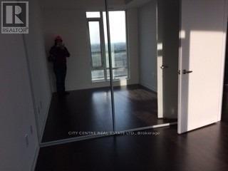 Photo du bâtiment - 2560-2560 Eglinton Ave W