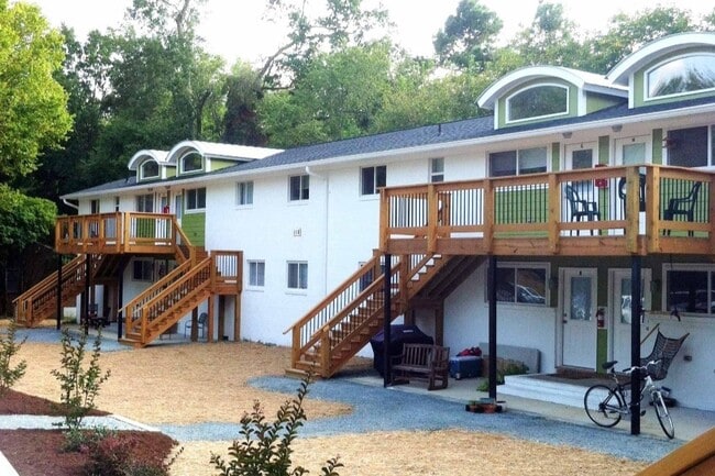 Boho on Bim Street - Boho on Bim Street Apartments