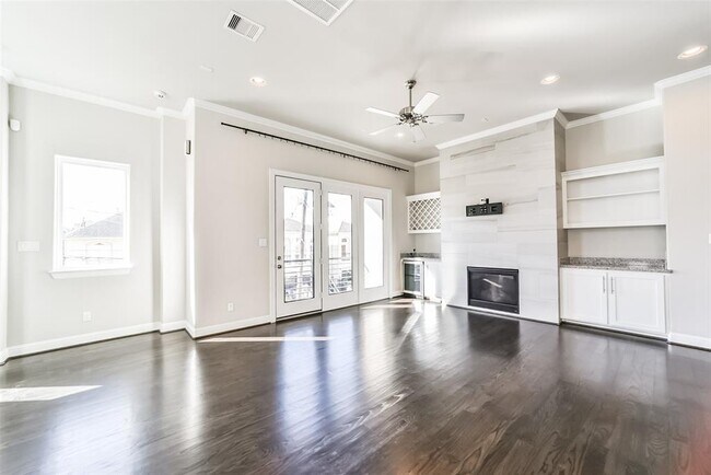 Foto del edificio - 5512 Petty St