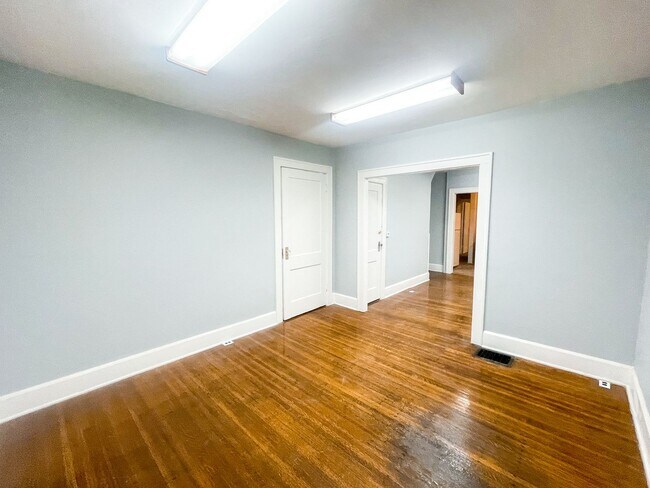 Foto del edificio - 712-712 N Bosart Ave
