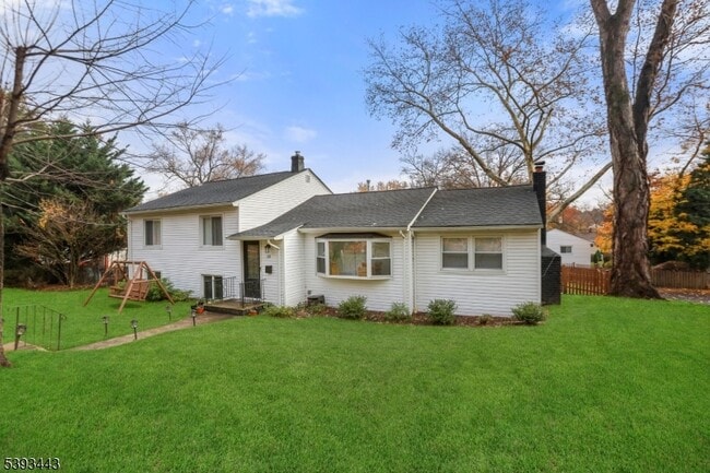 Foto del edificio - 214 S Valley Rd