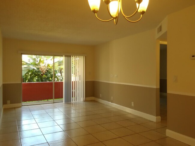 Foto del edificio - 201 Bonnie Blvd