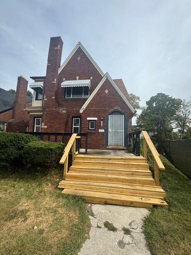 Building Photo - 13954 Coyle St