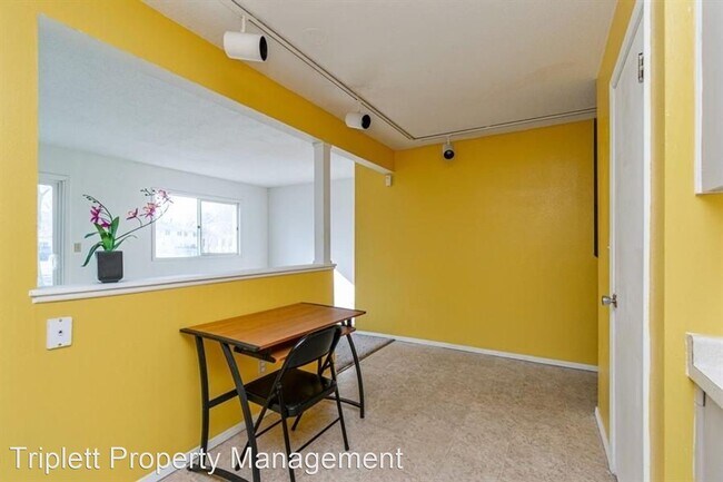 Building Photo - 3 br, 2 bath House - 622 Meadow Place