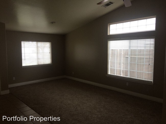 Building Photo - 12615 Grand Teton Dr