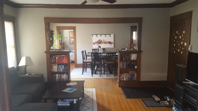 Building Photo - 6 Barton Ave SE