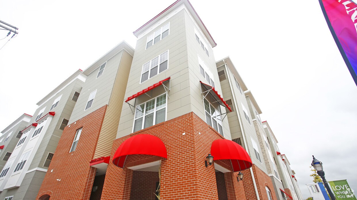 Gateway at Carteret Apartments in Carteret, NJ