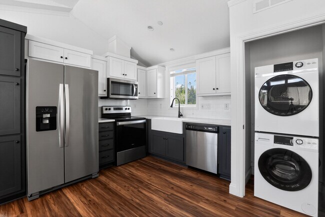 Foto del edificio - 4769 Renzo Ct