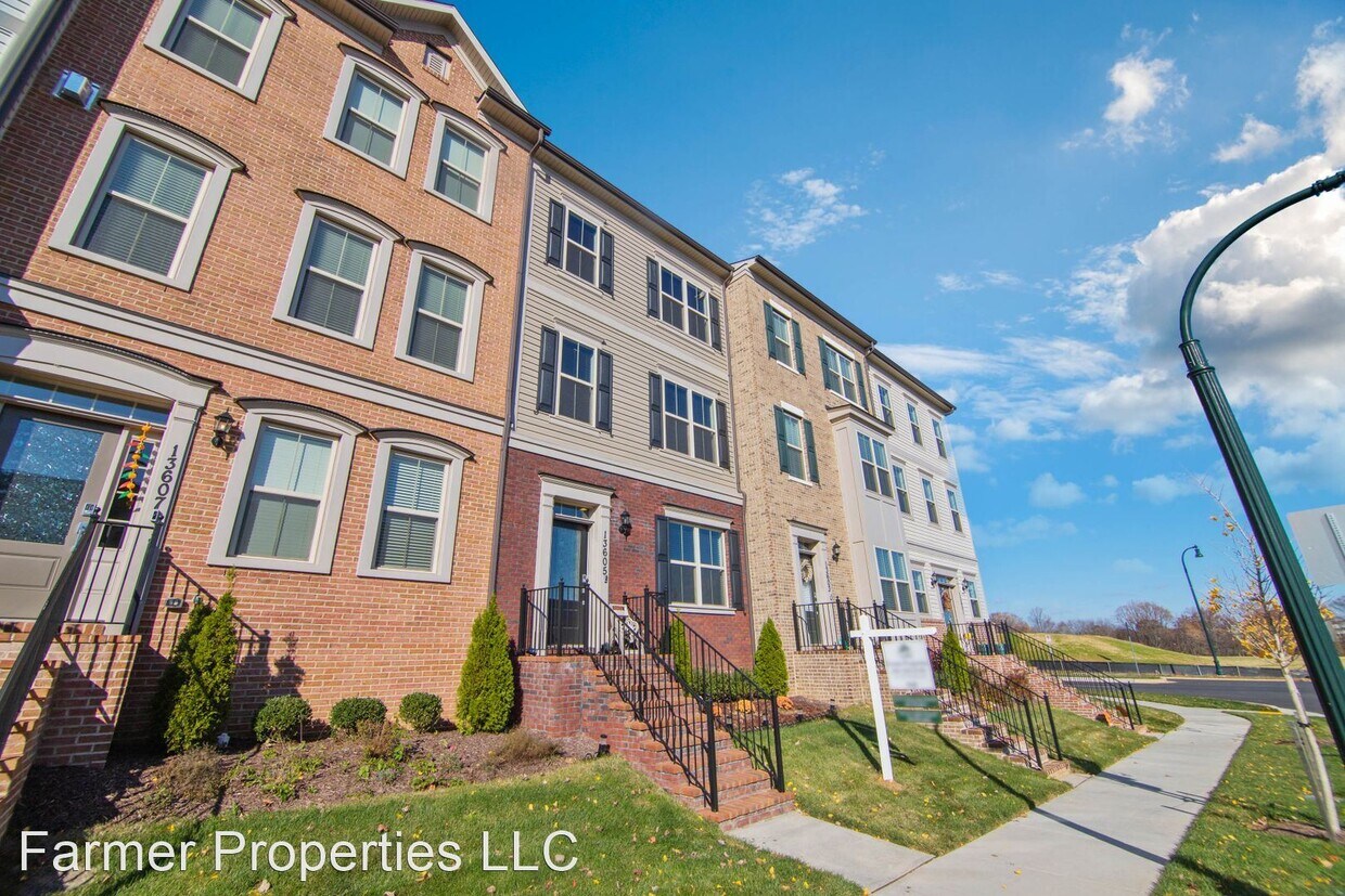 Foto principal - 3 br, 4 bath House - 13605 Harrier Way