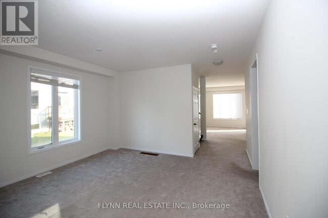 Photo du bâtiment - 7804 Juneberry Dr