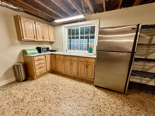 Foto del edificio - 19 Talcott Mountain Rd