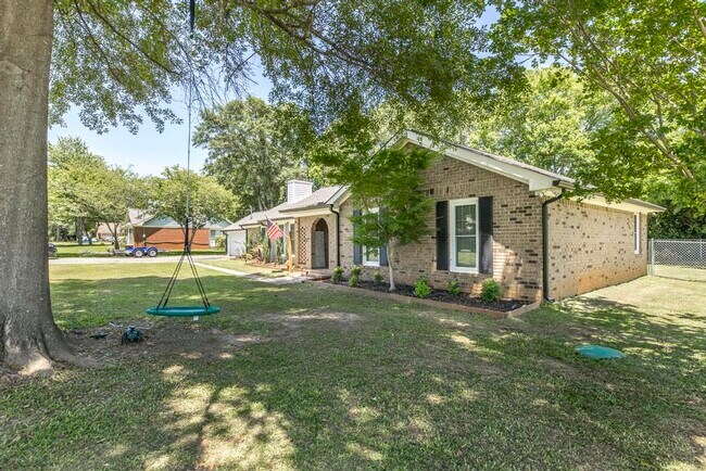 Building Photo - 4202 Cyndy Jo Cir