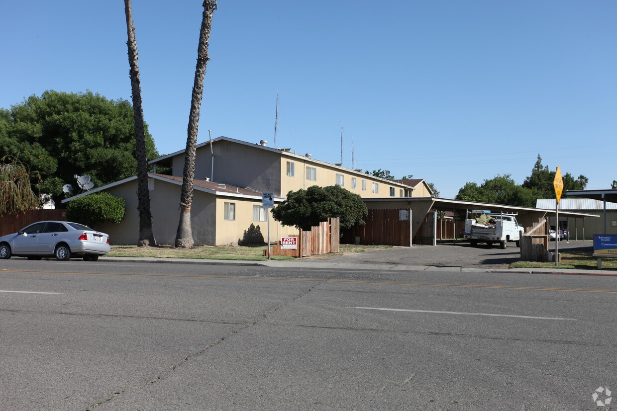 Foto del edificio - Lemoore Arms Apartments