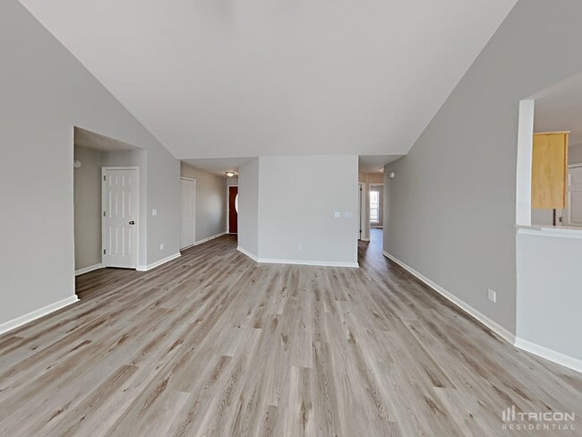 Building Photo - 1437 Aaronwood Dr