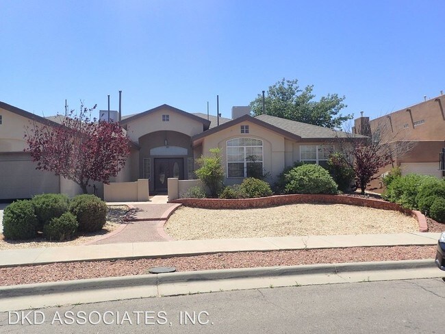 Building Photo - 1345 Rancho Grande Dr