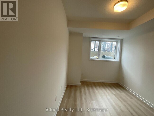 Photo du bâtiment - 25 Palace St