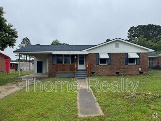 Building Photo - 517 Lincoln Dr