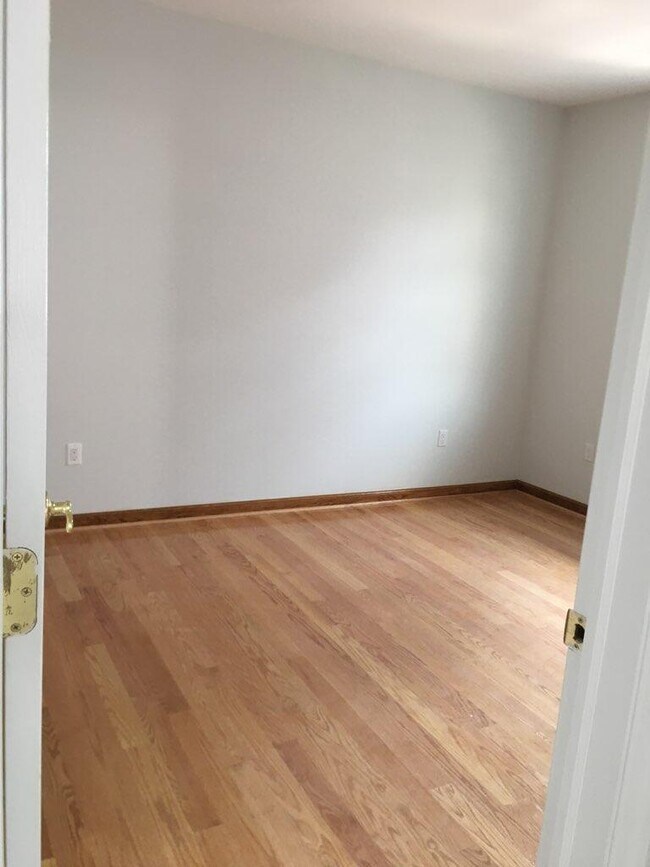 Foto del edificio - 1237 83rd St