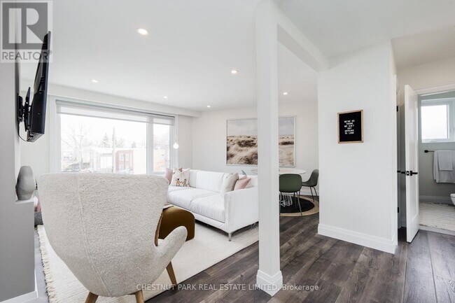 Photo du bâtiment - 51 Penhurst Ave