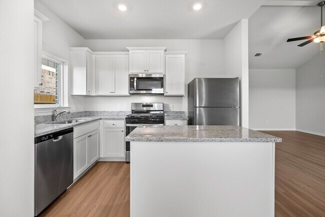 Foto del edificio - 320 Tejas Trl