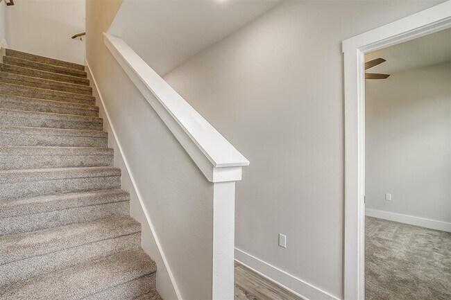 Foto del edificio - 3127 Forest Park Blvd