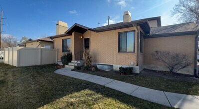 Building Photo - 775 E 8875 S